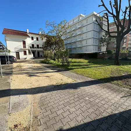 App4rent Zanetti - Con Privata Frontemare Lido di Jesolo